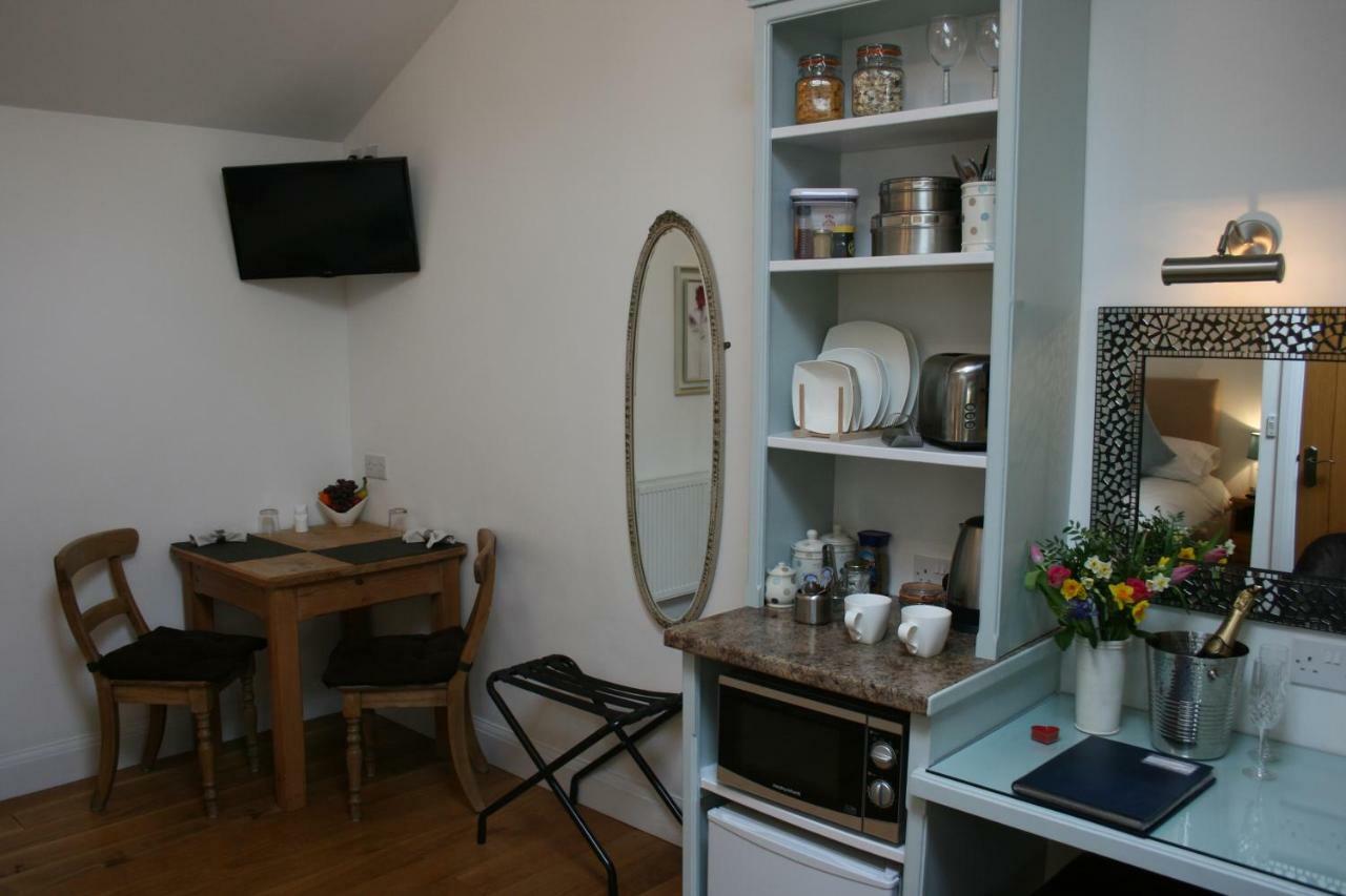 Ashford House B&B เวลส์ ภายนอก รูปภาพ