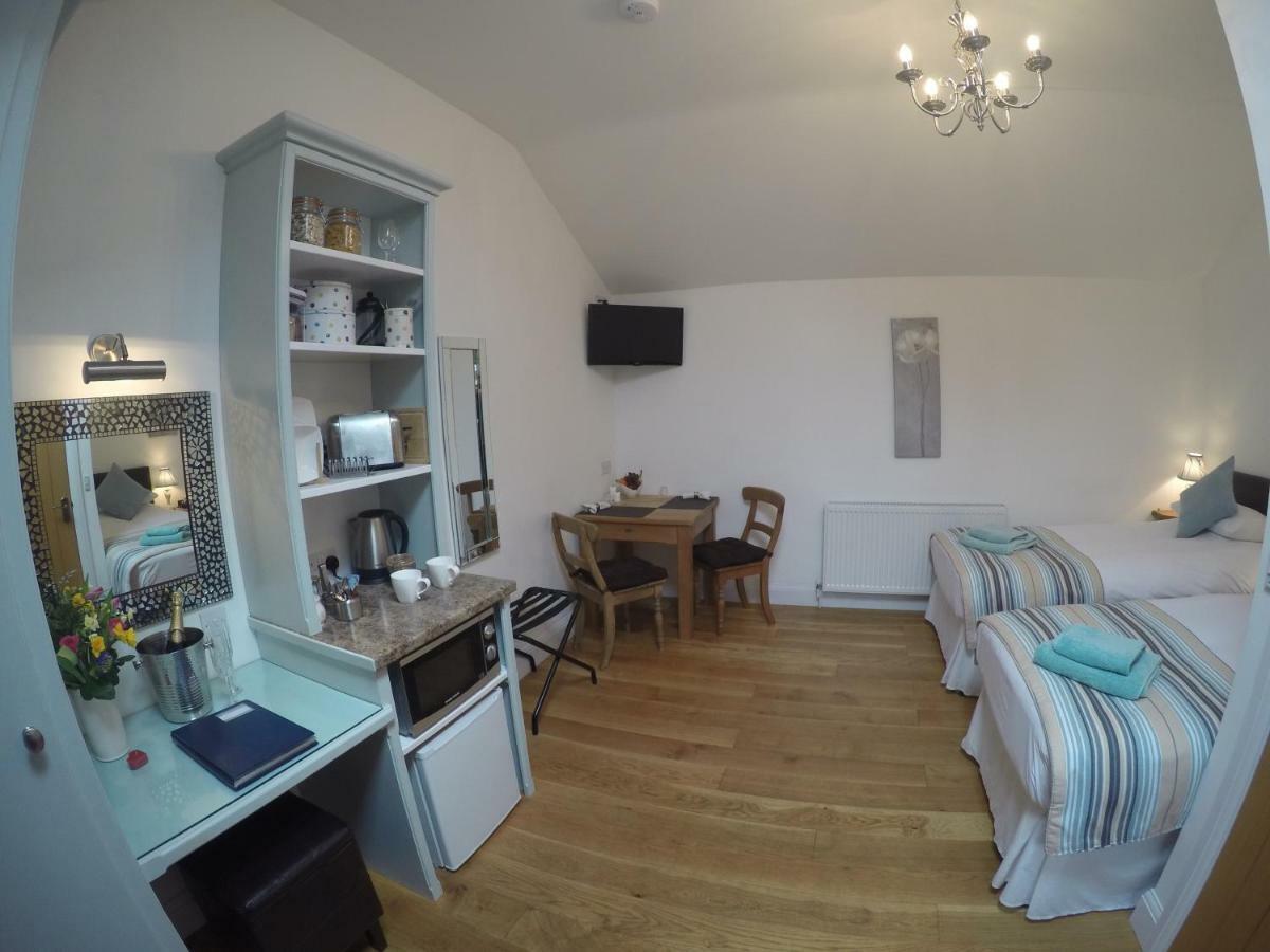 Ashford House B&B เวลส์ ภายนอก รูปภาพ